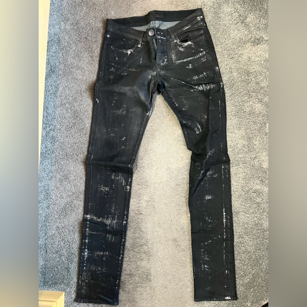 Jeans silver paint on black denim